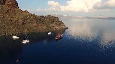 Η ομορφιά της ελληνικής θάλασσας στο νέο βίντεο της Στέλλας Μαστοράκη
