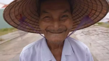 Ένας 80χρονος ισχυρίζεται ότι δεν έχει κοιμηθεί εδώ και 60 χρόνια!