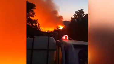 Σε εξέλιξη και η μεγάλη φωτιά στη Ρόδο