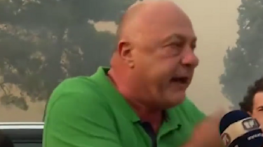 Βελεστίνο - Δραματική έκκληση Μπέου: "Φύγετε να σωθείτε, θα γίνει έκρηξη"