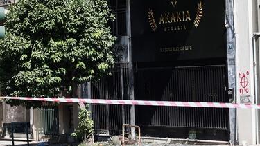 Συνελήφθη 61χρονος για τους εμπρηστικούς μηχανισμούς στην Τεκτονική Στοά στο κέντρο της Αθήνας