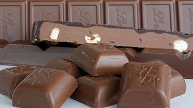 Γιατί συχνά έχουμε ακατάσχετη επιθυμία για σοκολάτα