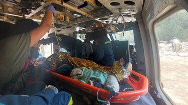 Στην πατρίδα του συνεχίζει τη θεραπεία του ο 45χρονος Ισπανός που ακρωτηριάστηκε στο φαράγγι της Σαμαριάς