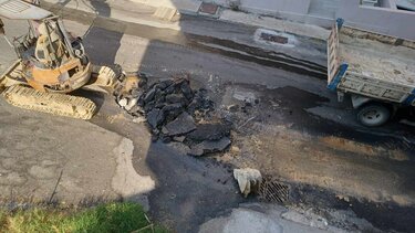 Μετά την καταγγελία ξεκίνησαν τα έργα για το νερό... που τρέχει -Δείτε βίντεο