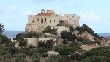 Η Πανήγυρις στην Ιερά Μονή Παναγίας Χρυσοσκαλίτισσας