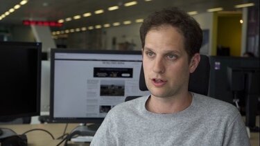 Ρωσία: Κεκλεισμένων των θυρών ξεκινά η δίκη του δημοσιογράφου της WSJ Έβαν Γκέρσκοβιτς