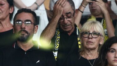 Νέα Φιλαδέλφεια: Στο γήπεδο η οικογένεια του Μιχάλη Κατσουρή – Ενός λεπτού σιγή στην μνήμη του