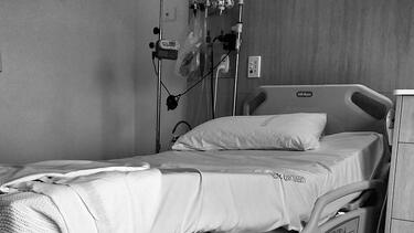  Αδέρφια πέθαναν από καρκίνο την ίδια μέρα στο ίδιο κρεβάτι νοσοκομείου
