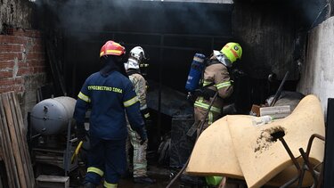 Ανεξέλεγκτη η πυρκαγιά στην Πάρνηθα: Μεγάλη αναζωπύρωση τα ξημερώματα