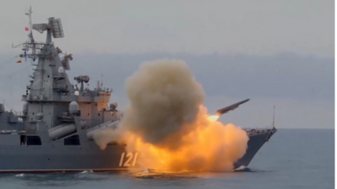  Πολεμικά πλοία της Ρωσίας αποκρούουν επίθεση της Ουκρανίας κοντά στην Κριμαία