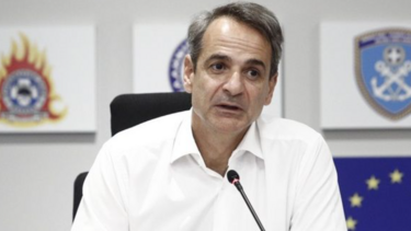 Στο Εθνικό Συντονιστικό Κέντρο Επιχειρήσεων και Διαχείρισης Κρίσεων ο Μητσοτάκης