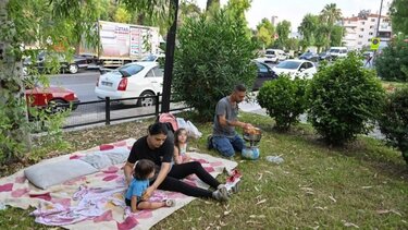 Οικογένεια έμεινε στο δρόμο καθώςο σπιτονοικοκύρης πενταπλασίασε το ενοίκιο