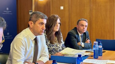 Ταχύτερους ρυθμούς για τη διευκόλυνση των πληγέντων της Θεσσαλίας ζήτησε ο Λευτέρης Αυγενάκης από υπηρεσίες και εποπτευόμενους Οργανισμούς του ΥπΑΑΤ