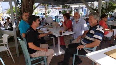 Περιοδεία της "Λαϊκής Συσπείρωσης" στην Κίσαμο, με επικεφαλής τον υποψήφιο περιφερειάρχη Κρήτης Αλέκο Μαρινάκη