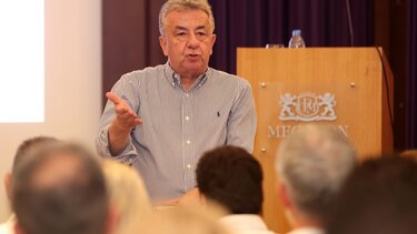 Σταύρος Αρναουτάκης: «Για την Κρήτη μας συνεχίζουμε»