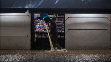 Κακοκαιρία Elias- Πυροσβεστική: 1.200 κλήσεις έλαβε το Κέντρο Επιχειρήσεων στην Μαγνησία