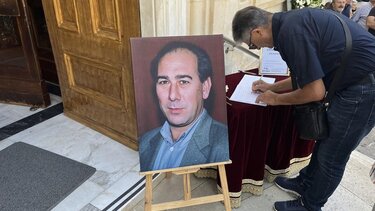 "Ύστατο χαίρε" στον αγαπητό Μανώλη Ξυλούρη