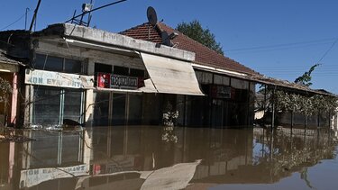 Πλημμυροπαθείς: Συνεχίζονται οι πληρωμές πρώτης αρωγής