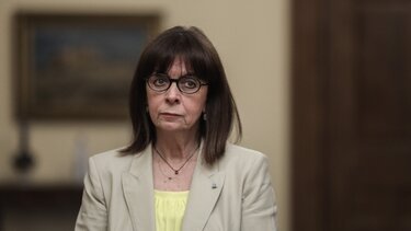 Σακελλαροπούλου: "Η ανεκτίμηση κληρονομιά του Ζ. Ντελόρ θα εμπνέει τους Ευρωπαίους"