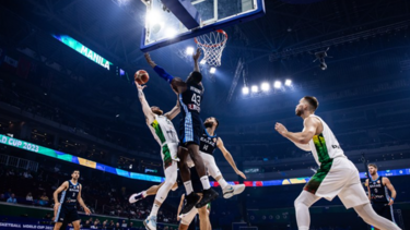 Μουντομπάσκετ: Συντριβή της Ελλάδας και αντίο οκτάδα