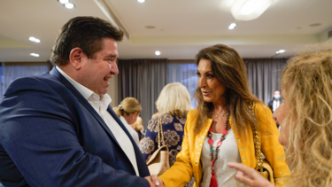 Με γυναίκες πλημμύρισε το Galaxy στην εκδήλωση του Μ. Καραμαλάκη