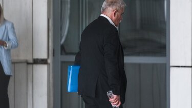 Δίκη για το Μάτι: «Δεν έγινε αναφορά σε νεκρούς στη συνέντευξη γιατί είχαμε ανεπιβεβαίωτες πληροφορίες»