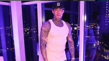 Ο Τρέις Σάιρους λέει ότι θα ήταν πιο πετυχημένος αν δεν είχε διάσημη οικογένεια