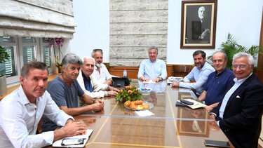 Συνάντηση του Περιφερειάρχη Κρήτης με φορείς της Ιεράπετρας για τα συνοδά έργα του φράγματος Μπραμιανών