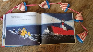 Ο Νόι και η σπουδαία φάλαινα*… στα Παραμύθια του Σαββάτου!