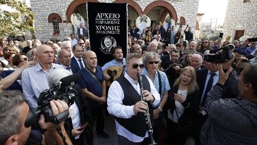 Το τελευταίο αντίο στον κορυφαίο δάσκαλο και ερμηνευτή Χρόνη Αηδονίδη