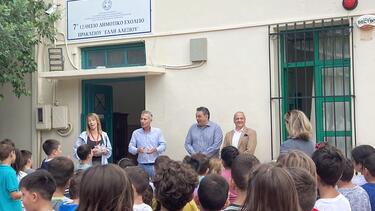  Πάνω από 13.000 οδοντόβουρτσες μοιράζει η Περιφέρεια Κρήτης σε μικρούς μαθητές 