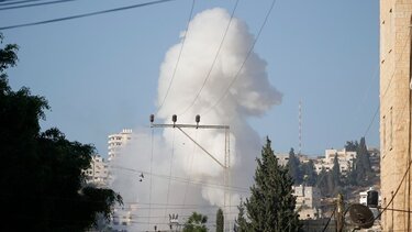 Πέντε Παλαιστίνιοι τραυματίστηκαν σε επίθεση στην κατεχόμενη Δυτική Όχθη