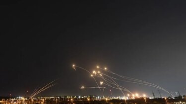 Μεσανατολικό: Ομοβροντία ρουκετών εξαπολύθηκε προς το Ισραήλ από τη Γάζα 