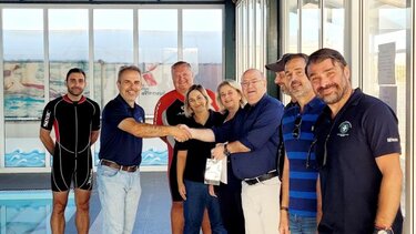 Άρχισαν τα μαθήματα κολύμβησης για τα δημοτικά σχολεία του Ηρακλείου