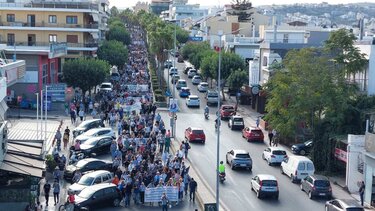 Στην πλατεία Ελευθερίας η μεγάλη πορεία για το Βενιζέλειο - Δείτε βίντεο!