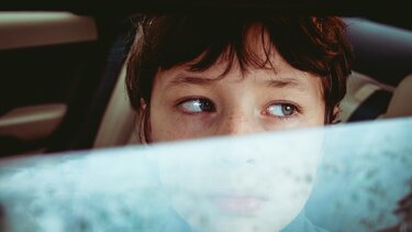 Άφησαν κλειδωμένο σε αυτοκίνητο τετράχρονο κοριστάκι