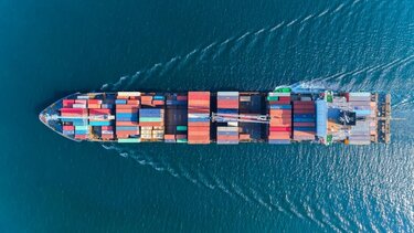 Ένας νεκρός, τέσσερις αγνοούμενοι από τη σύγκρουση φορτηγών πλοίων στη Βόρεια Θάλασσα