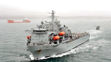 Πόλεμος στο Ισραήλ: Η Βρετανία στέλνει πλοία και κατασκοπευτικά αεροσκάφη στην ανατολική Μεσόγειο