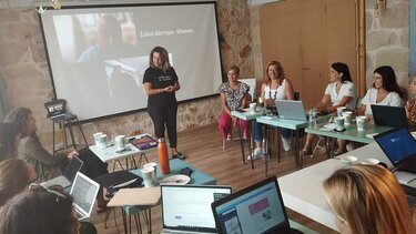 Με μέλη της Οργάνωσης "Women do business" η Μαρία Καναβάκη