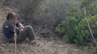 Μάζευε χόρτα και έπεσε σε δύσβατο σημείο: Κινητοποιήθηκαν Πυροσβεστική και ΕΚΑΒ