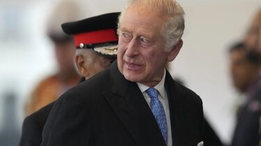  Χειρουργήθηκε στον προστάτη ο Βασιλιάς Κάρολος - Τα πηγαίνει καλά, σύμφωνα με το Παλάτι