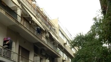 Δολοφονία 23χρονης μητέρας: Απολογούνται μητέρα, αδερφή και σπιτονοικοκυρά -Βίντεο