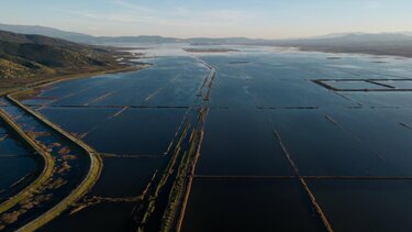 Λάρισα: Εκεί όπου όλα παραμένουν καλυμμένα από το νερό