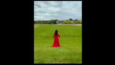 Τεχνητή νοημοσύνη μεταμορφώνει γήπεδο ποδοσφαίρου σε λίγα δευτερόλεπτα