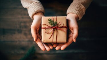 Τα χριστουγεννιάτικα δώρα βλάπτουν σοβαρά την… οικονομία