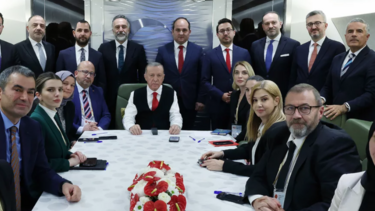 Ερντογάν: "Ας τελειώσουμε τις αερομαχίες στο Αιγαίο"