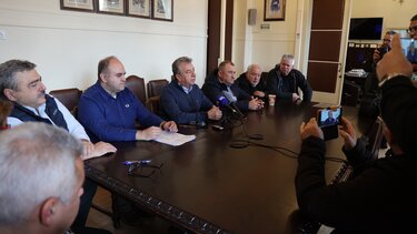 Ο Περιφερειάρχης Κρήτης υπέγραψε την σύμβαση για την Βελτίωση του δρόμου Κίσσαμος - Πολυρρήνια
