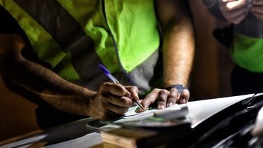 Οι σχολικές εκδρομές στο "στόχαστρο" της Επιτροπής Ανταγωνισμού