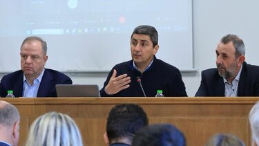 Αυγενάκης: Με τη θετική στάση των Επιμελητηρίων ανοίγονται επιχειρηματικές προοπτικές για τους αγρότες