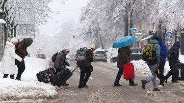  Ένας νεκρός από την κακοκαιρία «Γερτρούδη» στη Γερμανία - Εκτεταμένα προβλήματα στις συγκοινωνίες